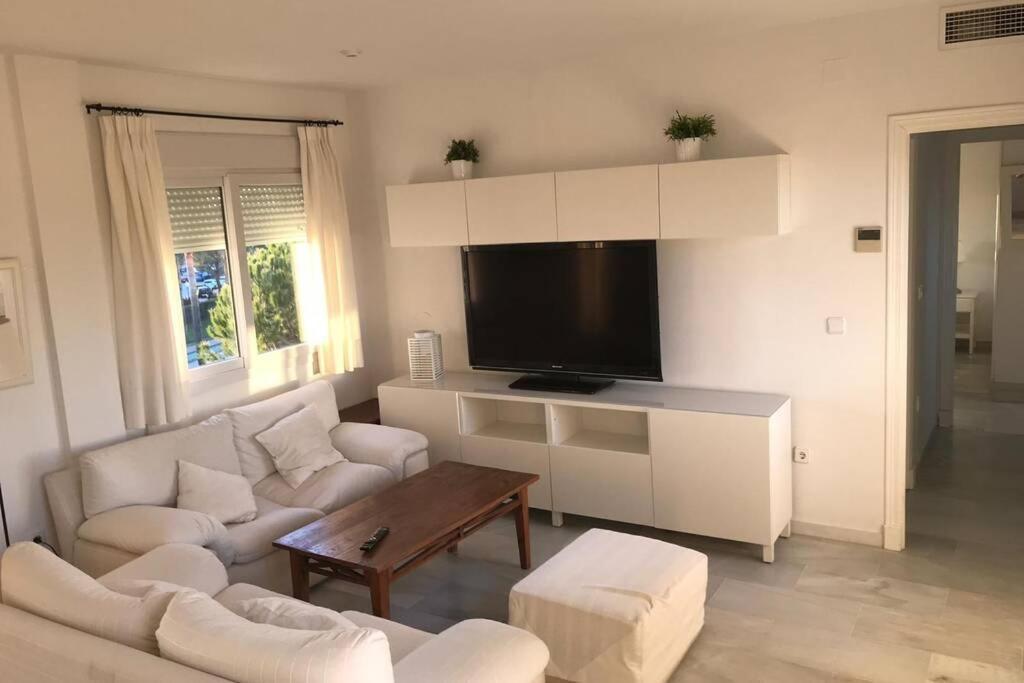 Precioso Apartamento Muy Cerca De La Playa Chiclana de la Frontera Exterior photo